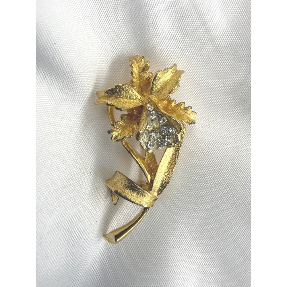 Vintage Gold Tone Rhinestone Orchid Flower Brooch Pin Textured Floral Gift BSK